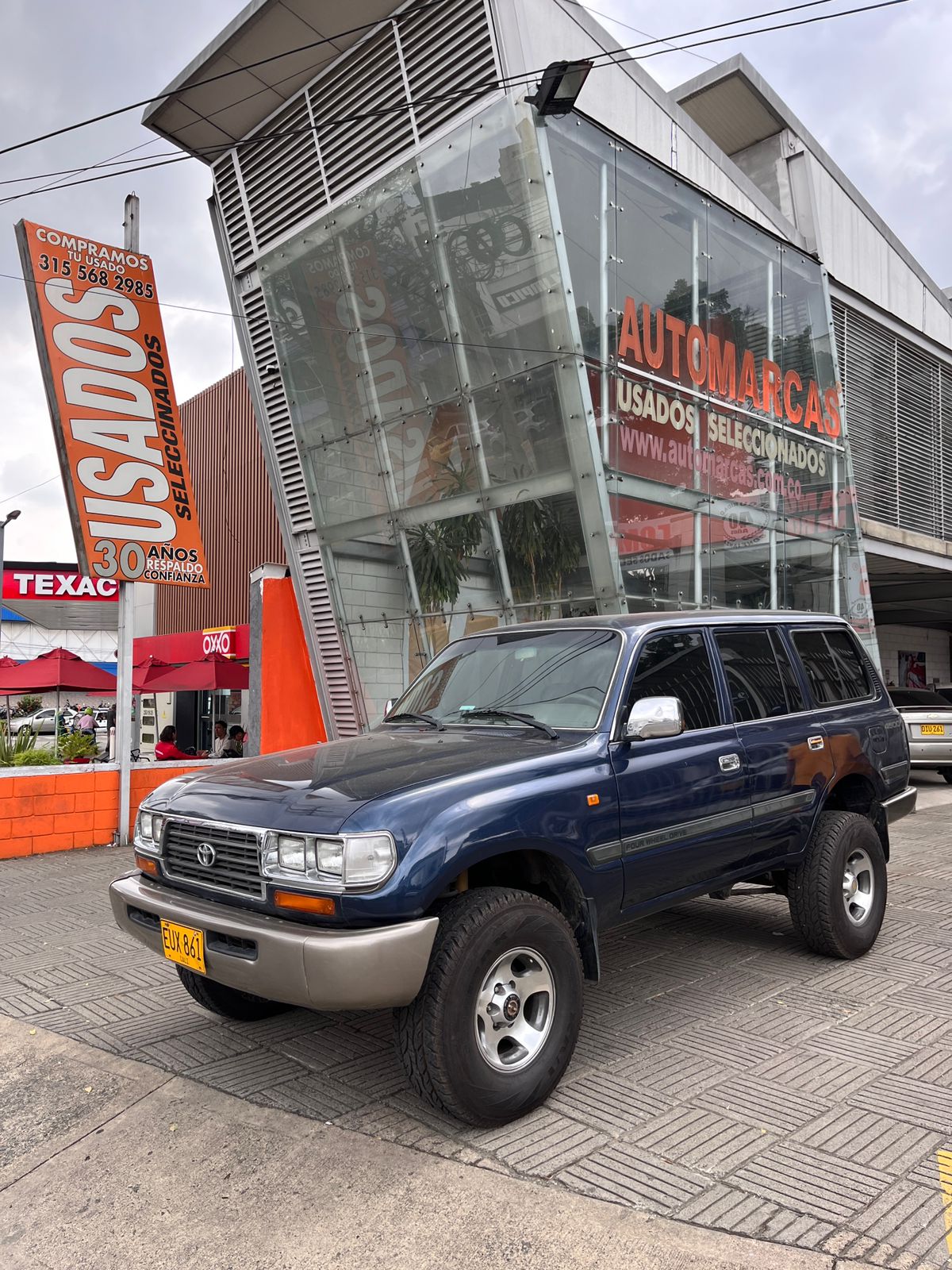 TOYOTA LAND CRUISER 80