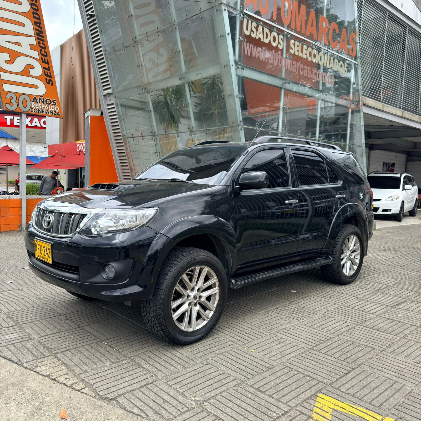 TOYOTA FORTUNER 2.7 GASOLINA 4X2