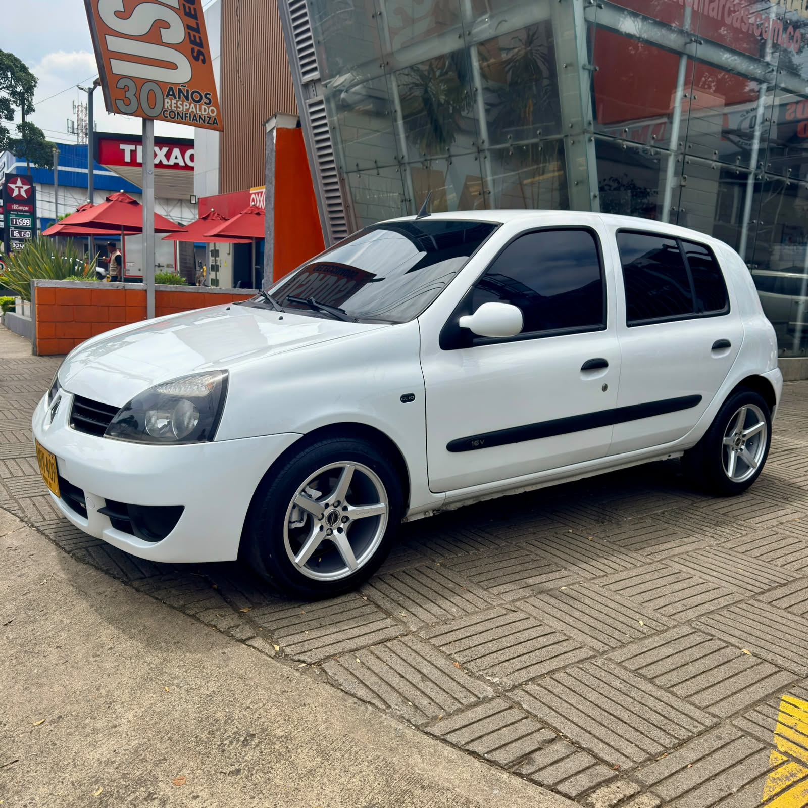 RENAULT CLIO CAMPUS