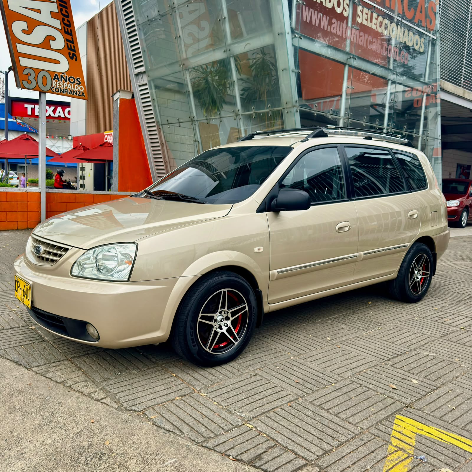 KIA CARENS